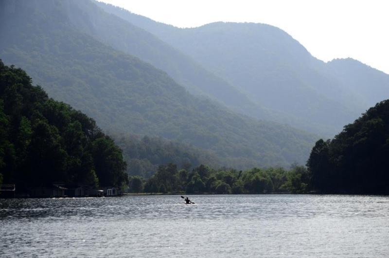 Lodge On Lake Lure Zewnętrze zdjęcie